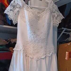 Wedding dress